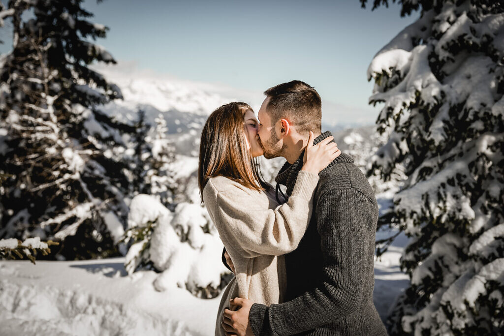Hochzeitsfotograf Augsburg, amaniundchris, Hochzeit, Verlobungsfotos, Paarfotograf, Paarshooting, Hochzeitsfotograf Bayern, Wintershooting