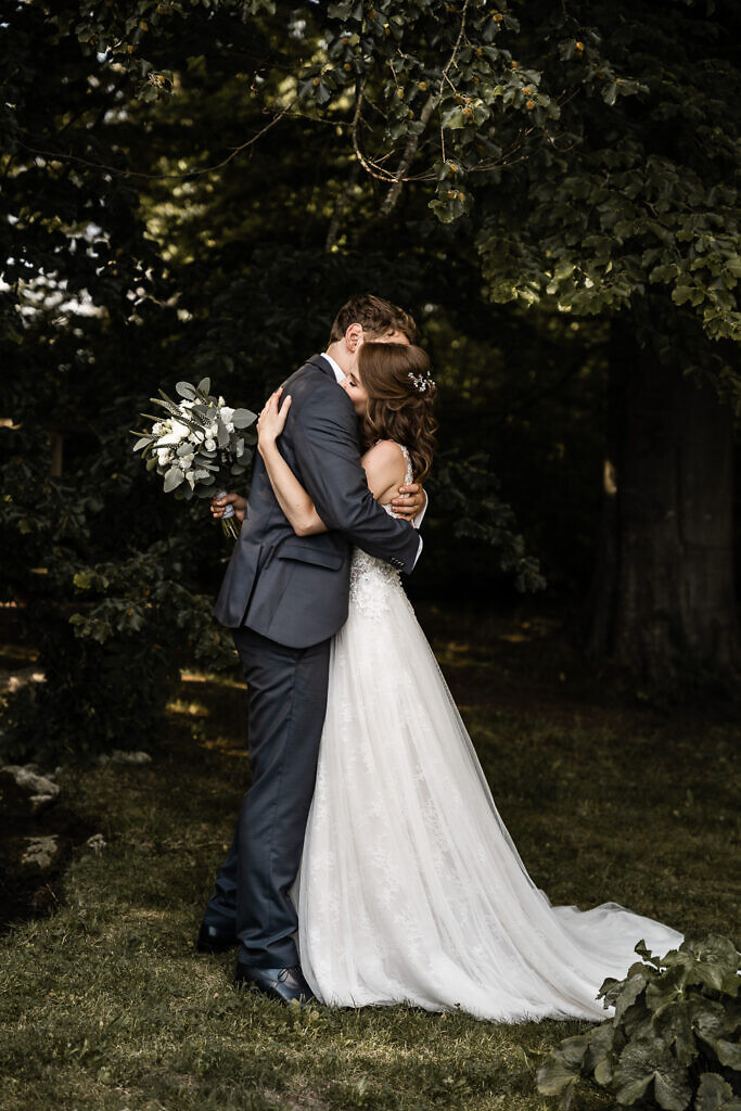 Hochzeitsfotograf Augsburg, amaniundchris Hochzeit, Verlobungsfotos, Paarfotograf, Hochzeitsfotograf Bayern, Mittelstetter Mühle