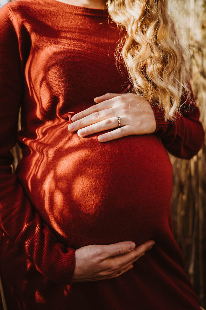 Hochzeitsfotograf Augsburg, amaniundchris Hochzeit, Verlobungsfotos, Paarfotograf, Hochzeitsfotograf Bayern, Schwangerschaftsshooting, Babybauchshooting